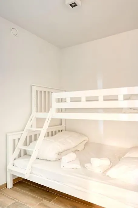 Apartment Seaside Escape Perfect For 5 In Ostend Belgium