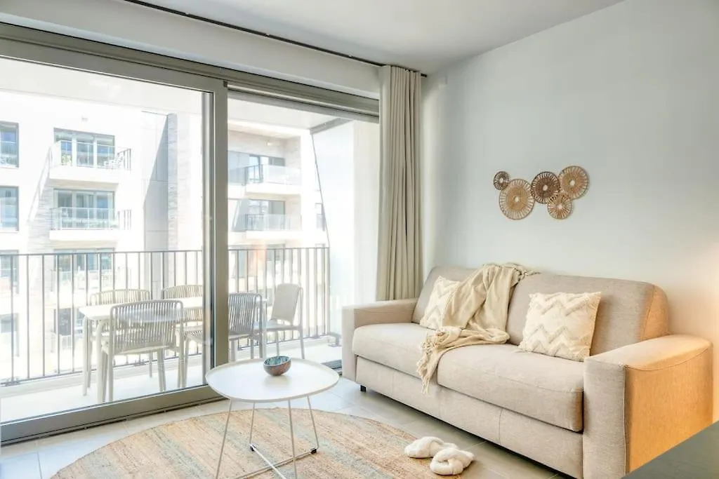 Seaside Escape Perfect For 5 In Ostend